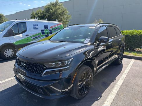 Used 2023 Kia Sorento SX image 7