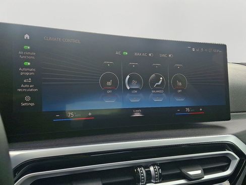 Certified 2023 BMW 330i xDrive Sedan w/ Convenience Package image 17