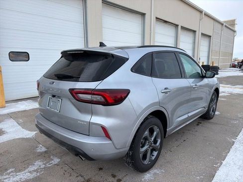 Used 2023 Ford Escape ST-Line w/ Tech Pack #1 image 4