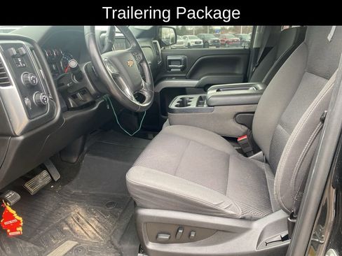 Used 2018 Chevrolet Silverado 1500 LT w/ All Star Edition image 13