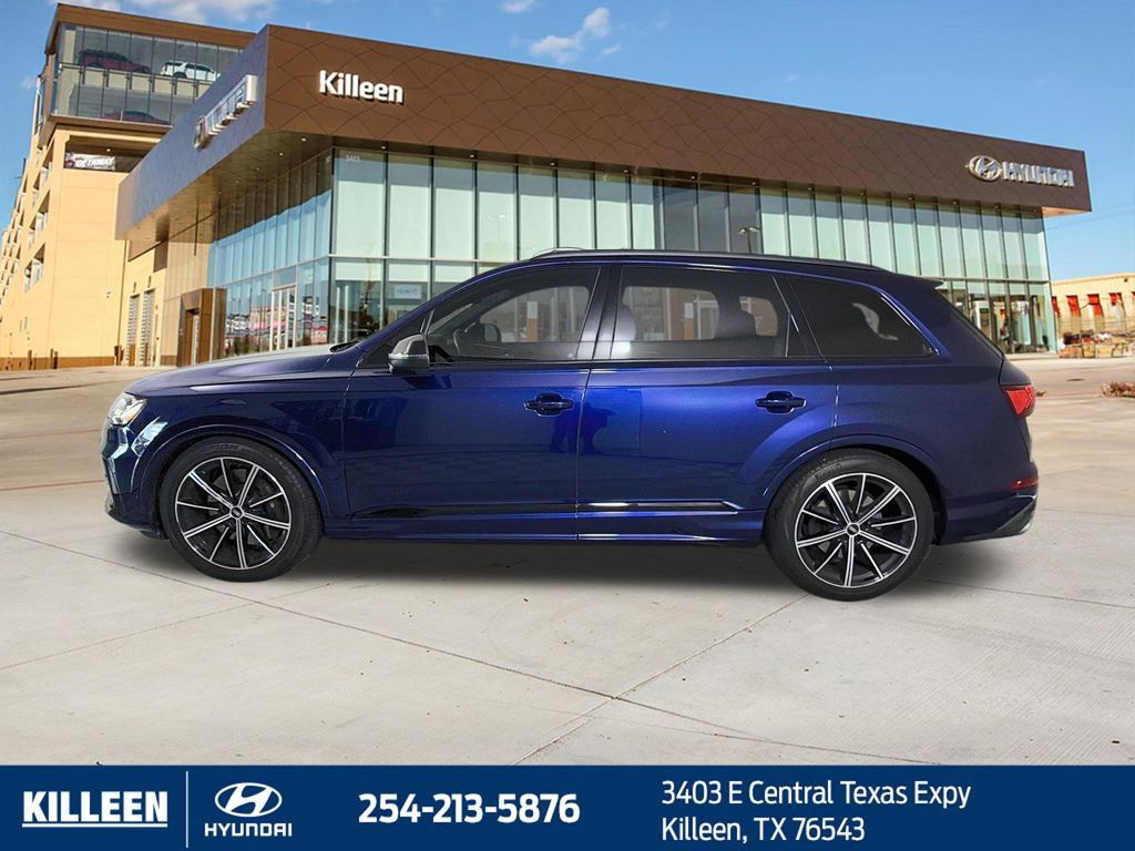 Used 2020 Audi SQ7 Premium Plus w/ Towing Package AWD/4WD image 4