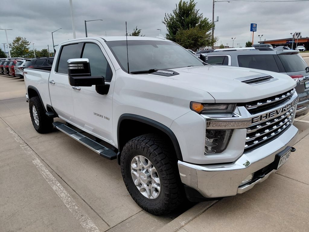 Used 2020 Chevrolet Silverado 3500 LTZ w/ Gooseneck/5TH Wheel Package AWD/4WD image 8
