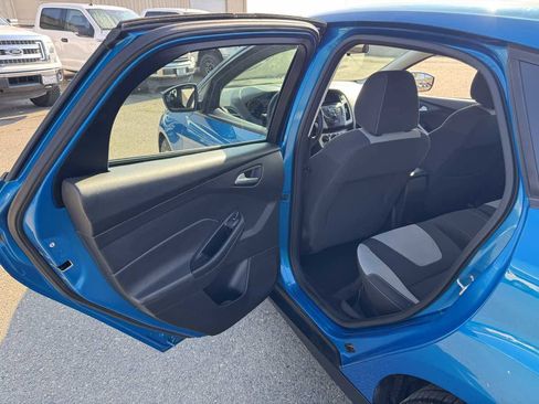 Used 2012 Ford Focus SE image 20