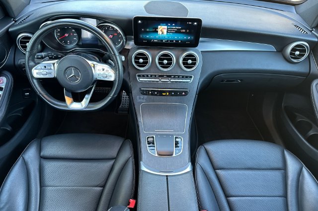 Used 2022 Mercedes-Benz GLC 300 4MATIC image 16