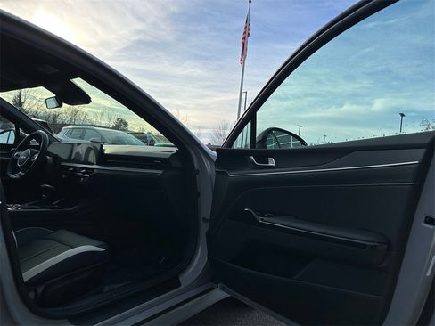 Used 2025 Kia K5 GT-Line image 44