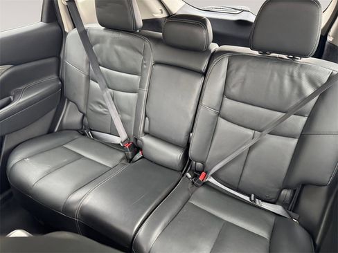 Used 2016 Nissan Murano SL w/ SL Technology Package image 13