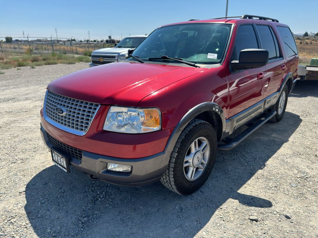 Used 2005 Ford Expedition XLT AWD/4WD image 1