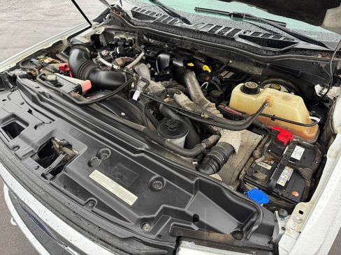 Used 2017 Ford F250 XLT w/ XLT Premium Package image 22