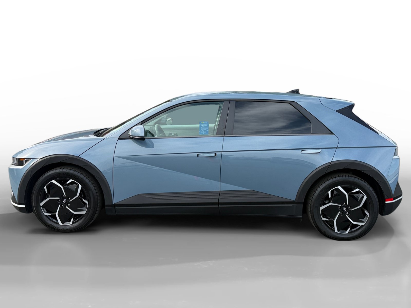 Certified 2024 Hyundai Ioniq 5 SEL RWD image 2