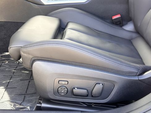 New 2026 BMW M3 w/ Executive Package image 17