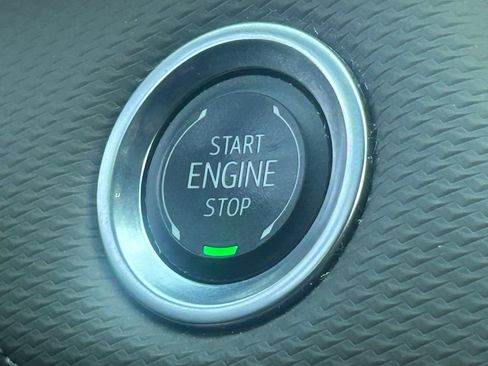 Used 2025 Chevrolet Equinox LT w/ Convenience Package II AWD/4WD image 15