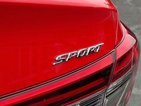 Used 2023 Honda Civic Sport image 33