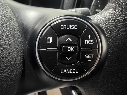 Used 2021 Kia Soul LX image 6