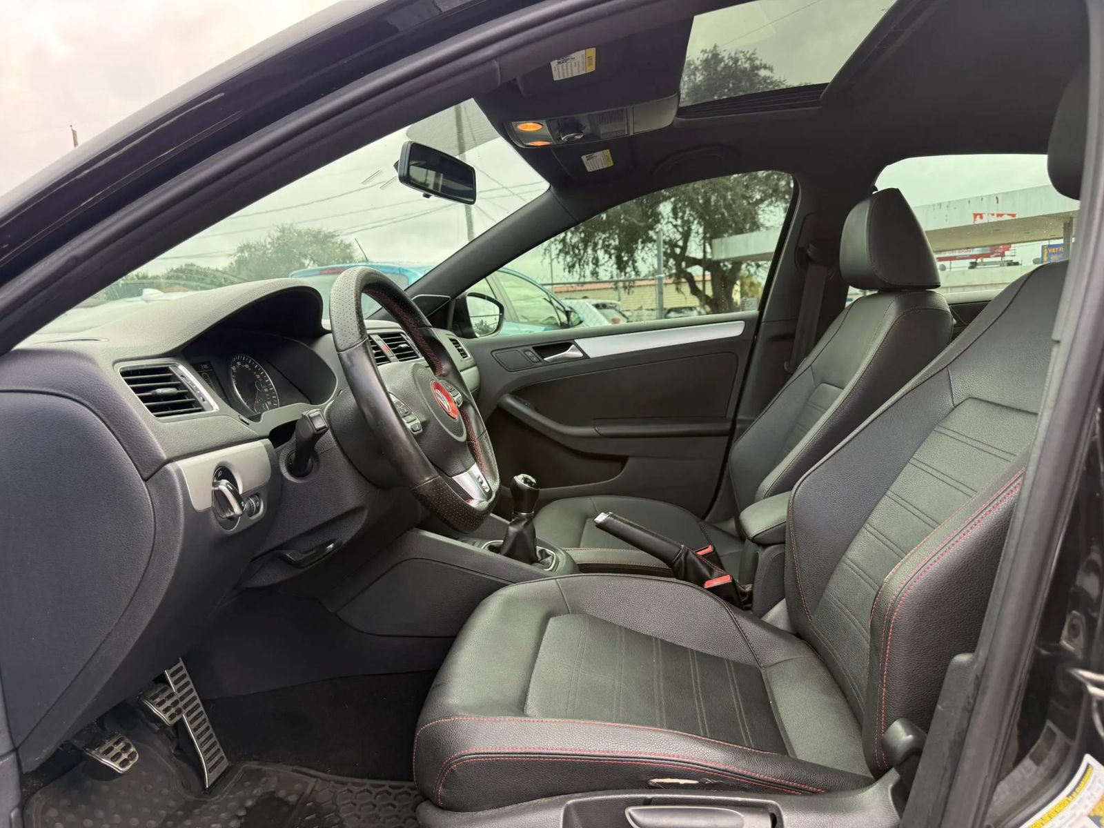 Used 2012 Volkswagen Jetta GLI Autobahn FWD image 9