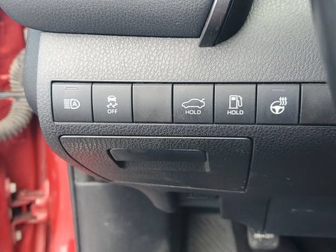 Used 2022 Toyota Camry SE FWD image 17