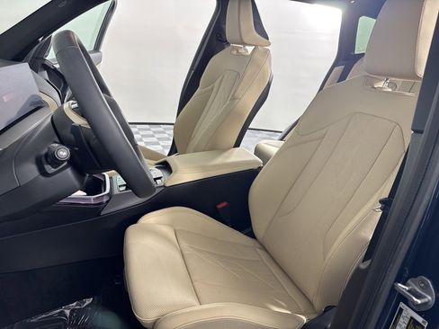 Used 2025 BMW X3 xDrive30i w/ Premium Package image 16