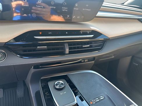 New 2026 Buick Enclave Preferred w/ Power Package image 35