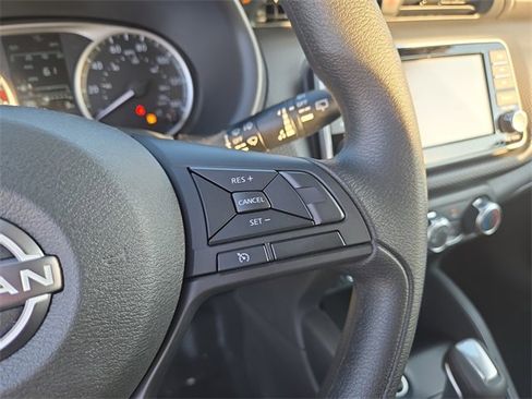 New 2025 Nissan Kicks Play S image 19