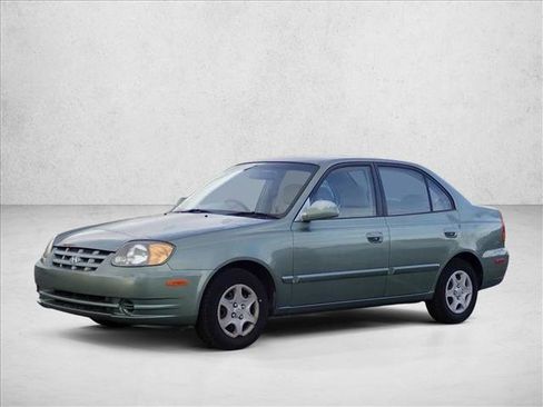 Used 2004 Hyundai Accent GL image 6