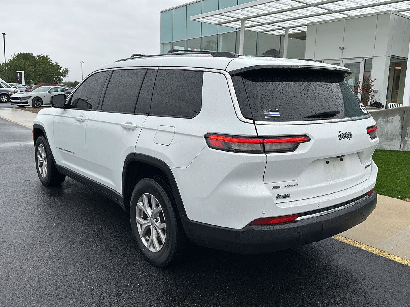 Used 2021 Jeep Grand Cherokee L Limited AWD/4WD image 7
