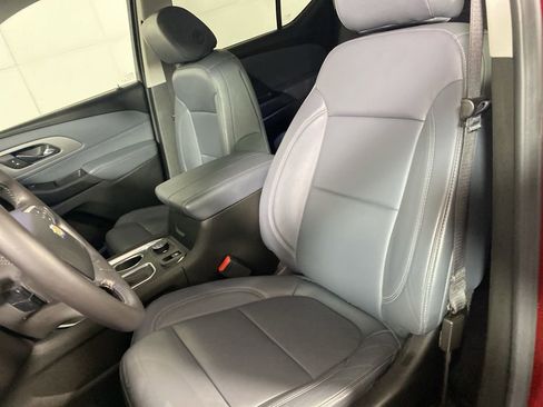 Used 2019 Chevrolet Traverse LT w/ LT Premium Package FWD image 11