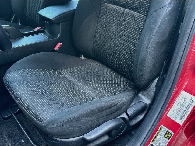 Used 2013 MAZDA MAZDA3 i Touring FWD image 19