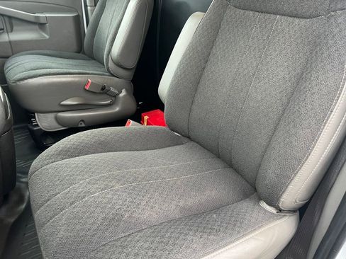 Used 2024 Chevrolet Express 2500 w/ Driver Convenience Package image 10