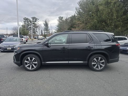 Used 2025 Honda Pilot Elite image 5