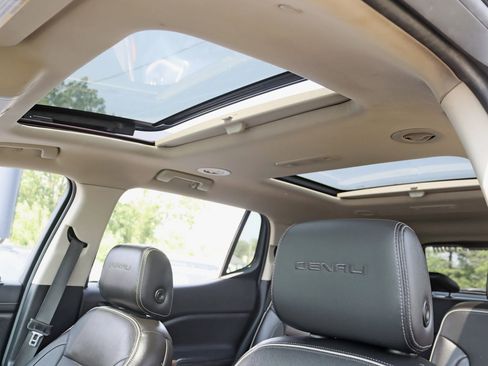 Used 2019 GMC Acadia Denali w/ Technology Package image 34