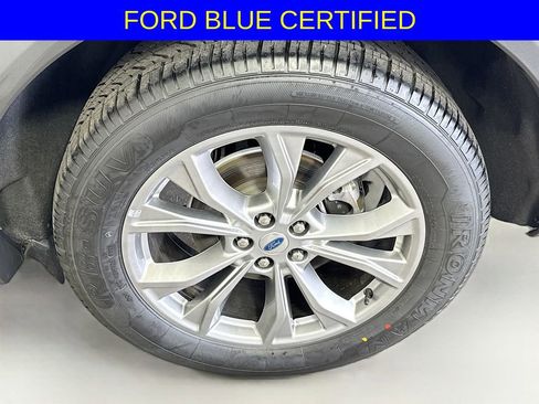 Certified 2022 Ford Explorer XLT w/ Equipment Group 202A image 33