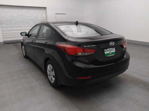 Used 2016 Hyundai Elantra SE FWD image 5