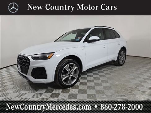 Used 2025 Audi Q5 2.0T Premium image 4