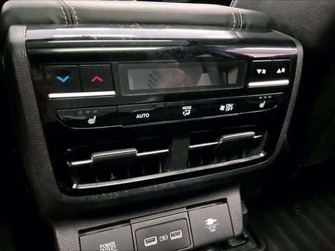 Used 2022 Acura MDX SH-AWD w/ Advance Package image 33