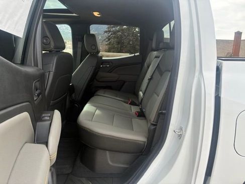 New 2026 Chevrolet Colorado ZR2 w/ Technology Package image 19