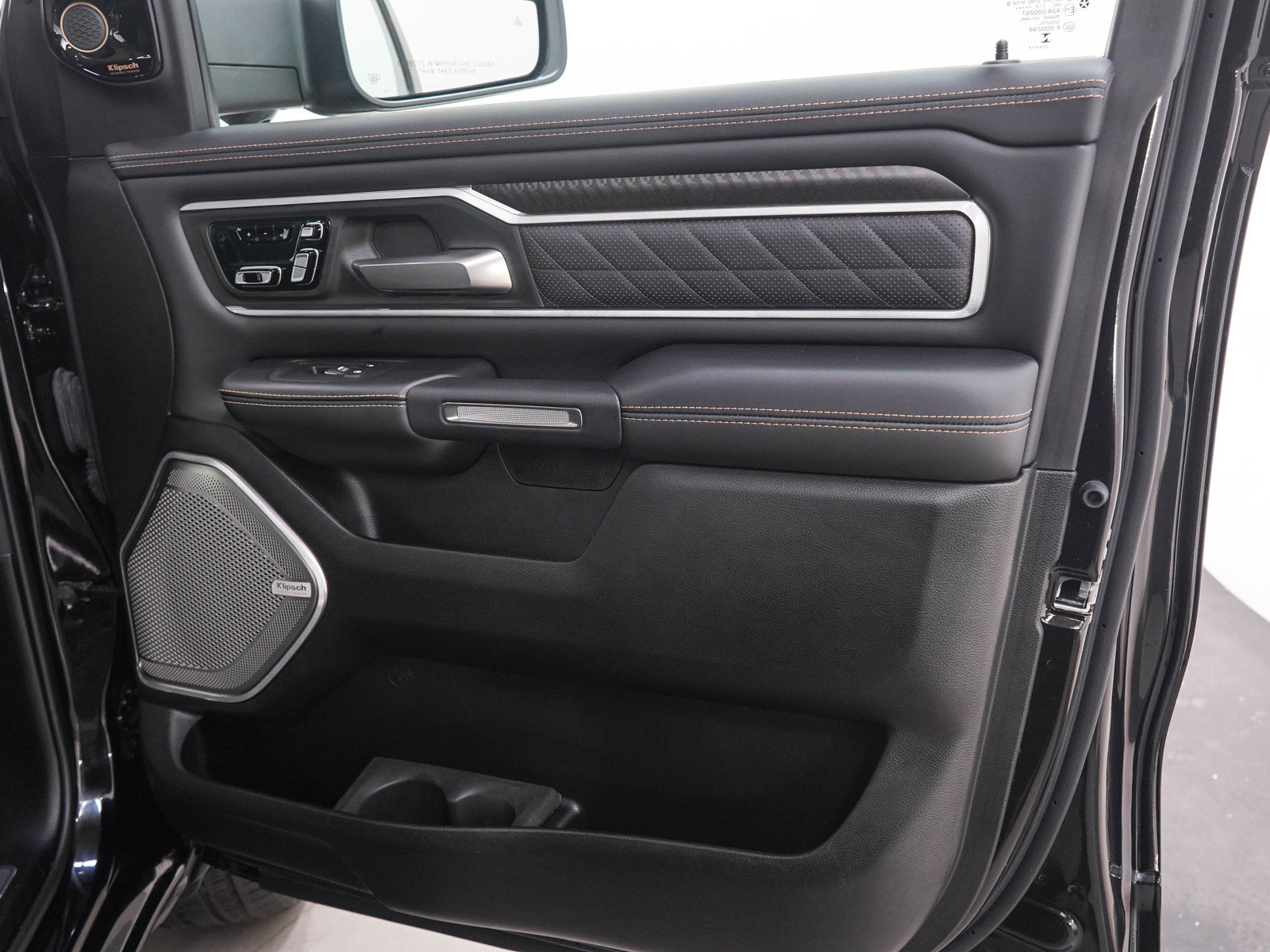Used 2026 RAM 1500 Tungsten AWD/4WD image 12