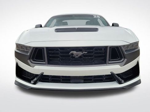 Used 2025 Ford Mustang Dark Horse image 3