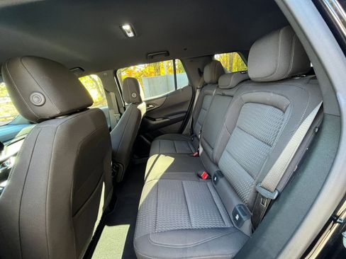 Used 2025 Chevrolet Equinox LT image 21