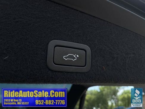 Used 2016 Volvo XC60 T6 w/ Proximity Package AWD/4WD image 27