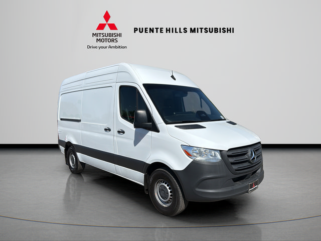 Used 2025 Mercedes-Benz Sprinter 2500 image 3