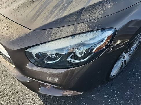 Used 2018 Mercedes-Benz SL 550 image 9