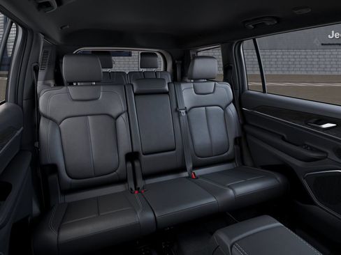 New 2026 Jeep Grand Cherokee L Limited AWD/4WD image 15