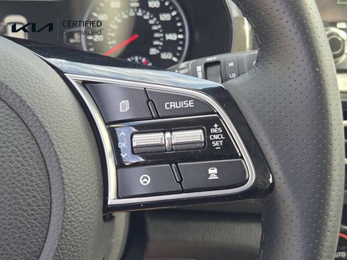 Certified 2022 Kia Seltos SX w/ Sunroof Package AWD/4WD image 25