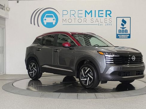 Used 2025 Nissan Kicks SV w/ SV Premium Package image 81