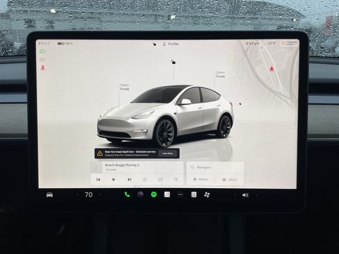Used 2022 Tesla Model Y Long Range image 19