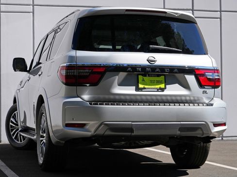 Used 2021 Nissan Armada SL w/ Captain's Chairs Package AWD/4WD image 5