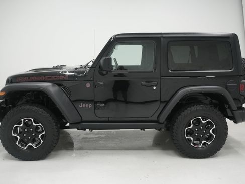 Used 2023 Jeep Wrangler Rubicon w/ Cold Weather Group AWD/4WD image 7