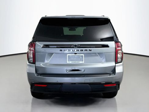 Used 2024 Chevrolet Suburban Z71 w/ Luxury Package AWD/4WD image 10