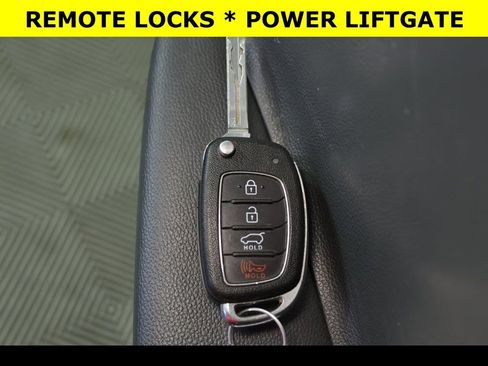 Used 2017 Hyundai Tucson SE image 4