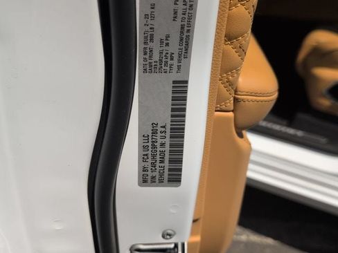 Used 2023 Jeep Grand Cherokee Summit AWD/4WD image 26