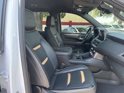 Used 2023 GMC Yukon XL AT4 w/ Technology Package AWD/4WD image 31